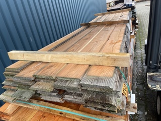 Ca. 69x Douglas wisselsponning, 18x190mm, lengte 400cm